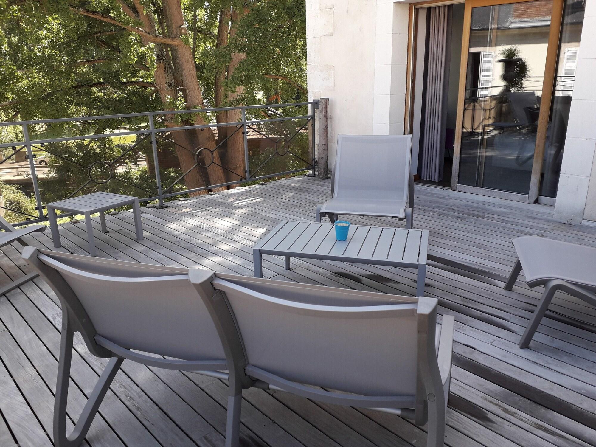 Logis C Hotel Bourges
